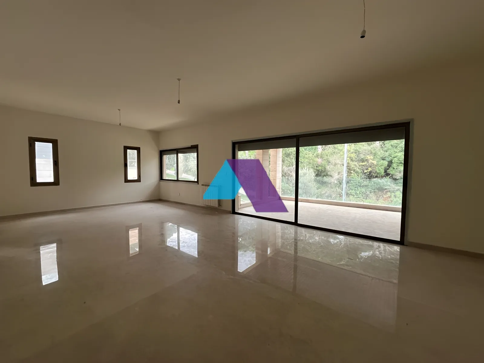 Apartment for Sale in Ballouneh - 4 bed, 4 bath