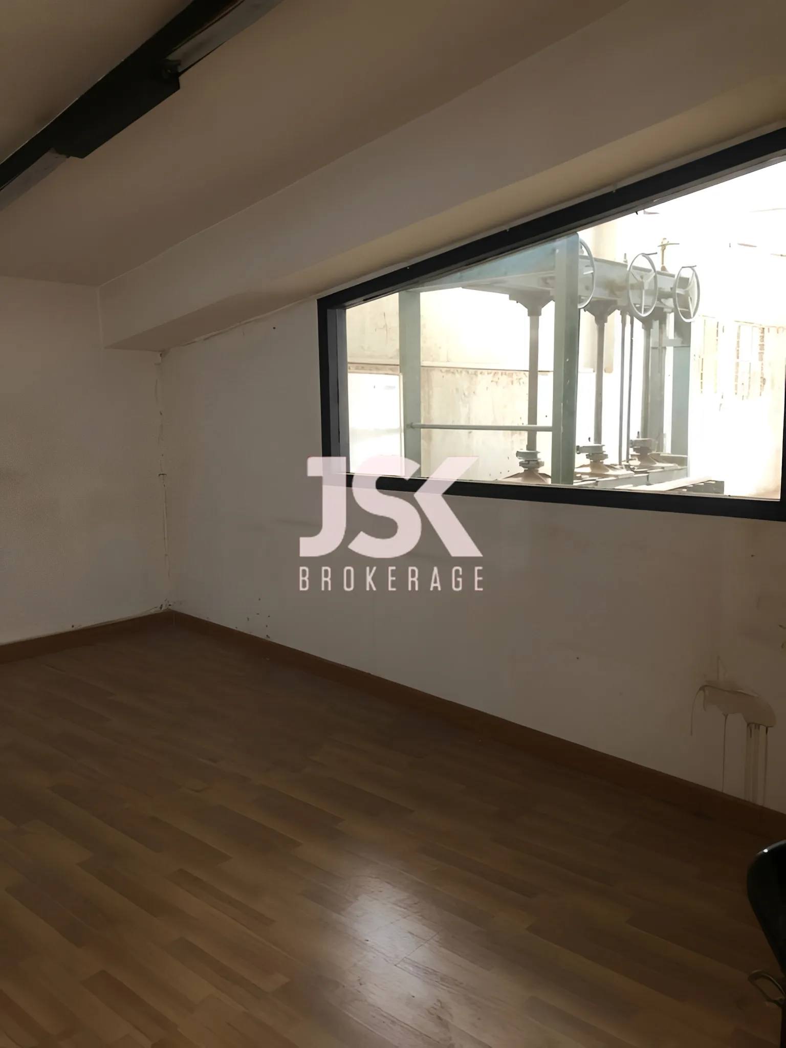Shop for Sale in Mansourieh