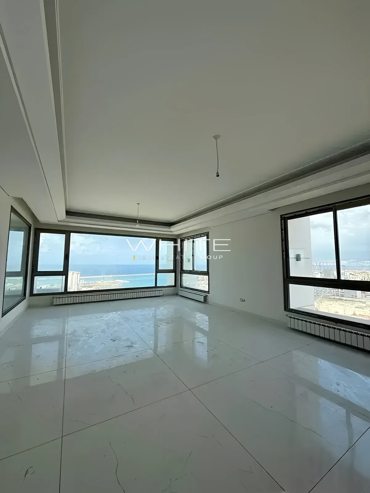 Apartment for Sale in Gemmayze - 4 bed, 5 bath