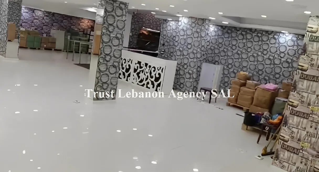 Commercial Property For Rent in Beirut, Hamra