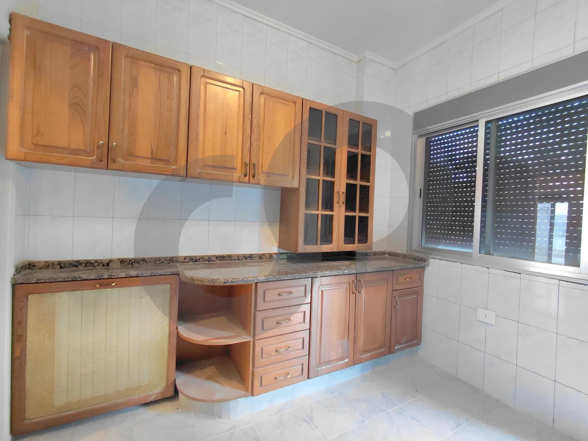 Apartment for Rent in Aatchane - 3 bed, 2 bath