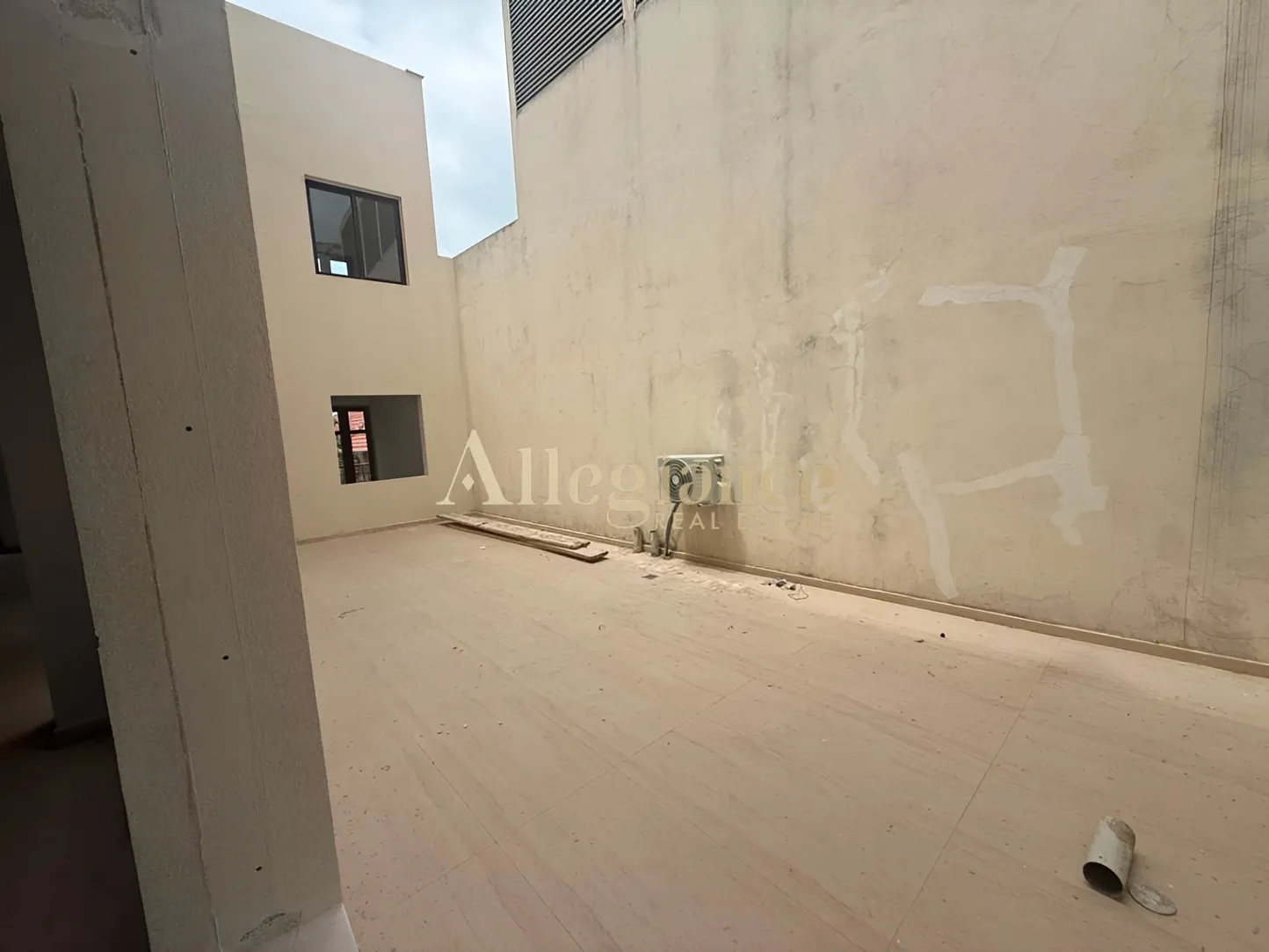 Office for rent in Jounieh, Lebanon