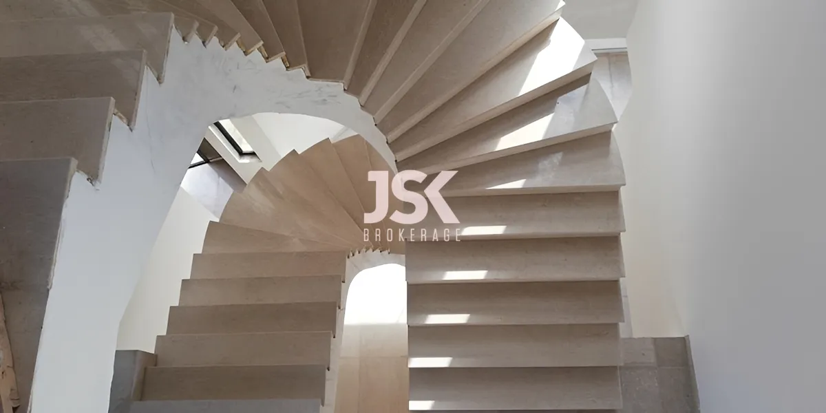 Villa for Sale in Qornet El Hamra, Lebanon