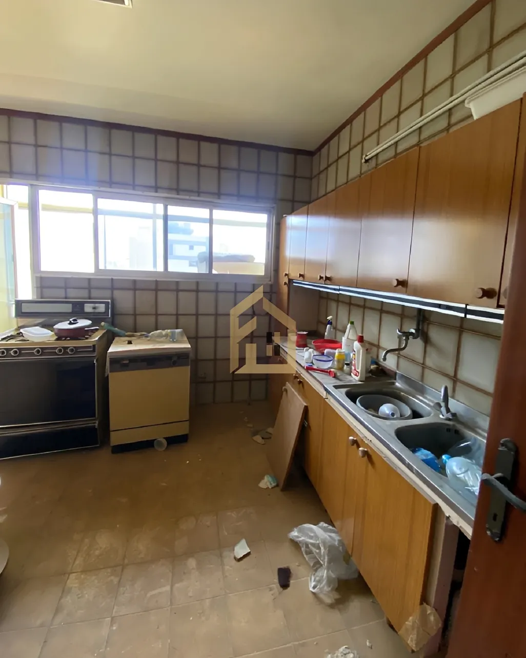 Apartment for sale in Haret Sakher, Lebanon - 3 bed, 4 bath