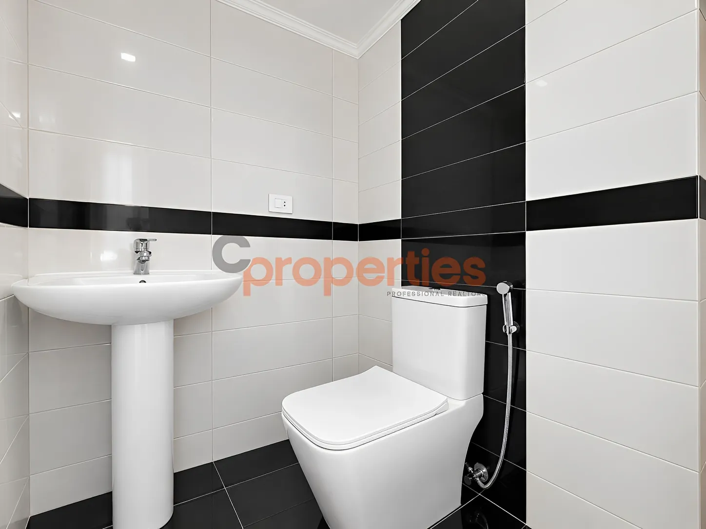 Apartment for Sale in Aamchit