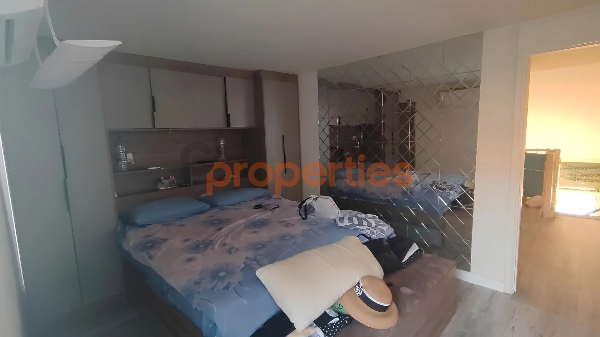 Chalet for Sale in Safra - 2 bath