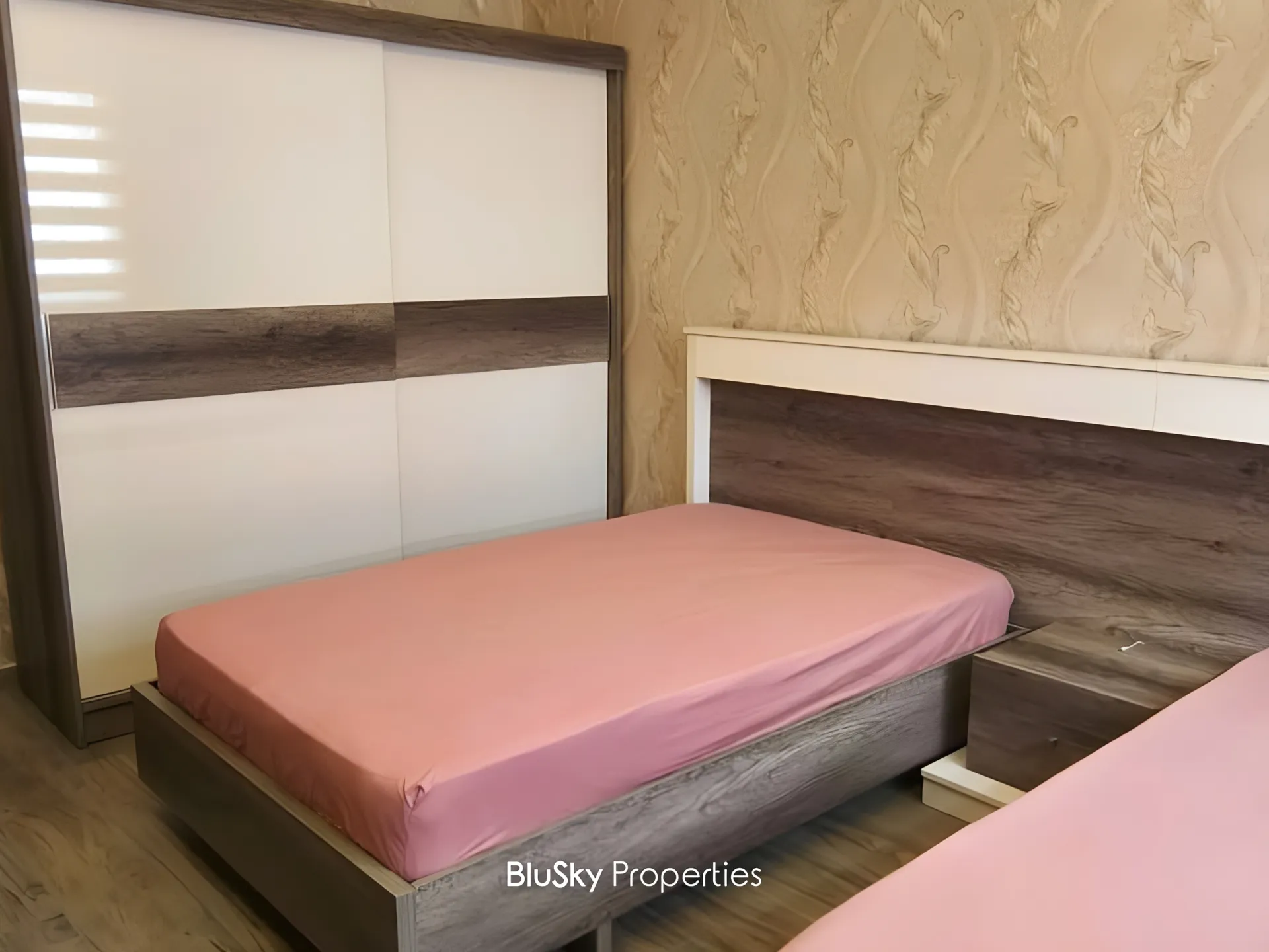 Apartment for sale in Zalqa
