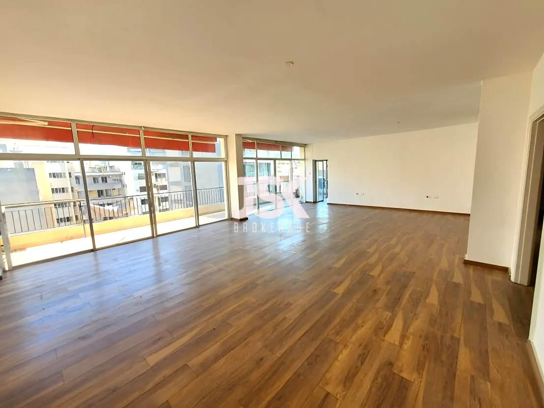 Office for Sale in Ras Beirut