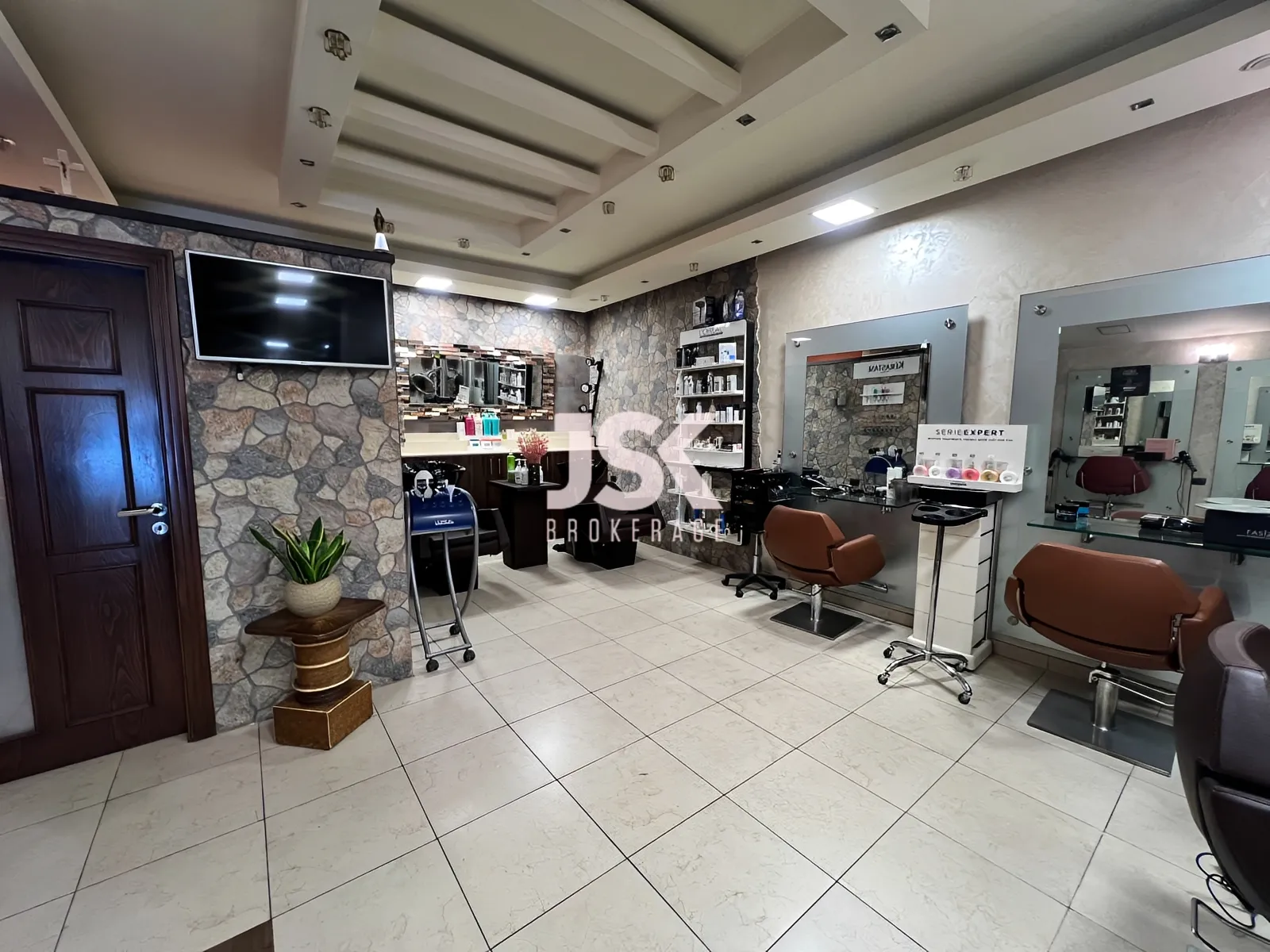 Office for Rent in Hadath