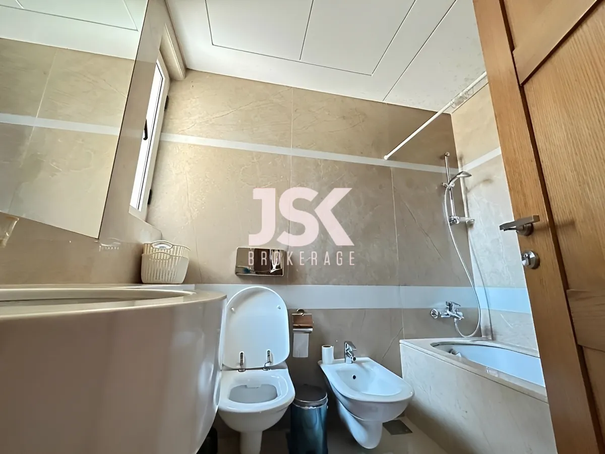 Apartment for Sale in Ain Al Mraiseh, Beirut, Lebanon