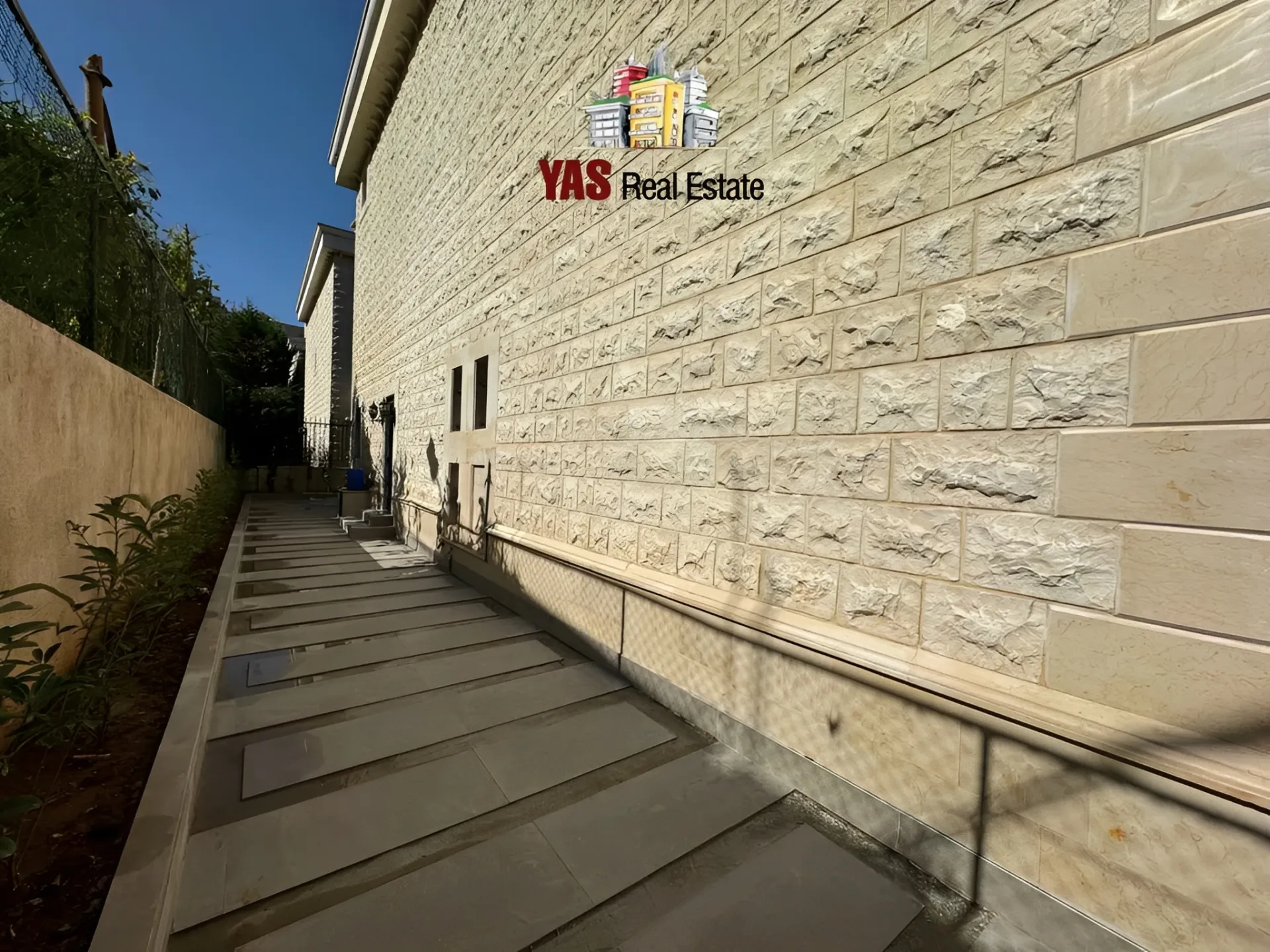 Apartment for Sale in Ajaltoun
