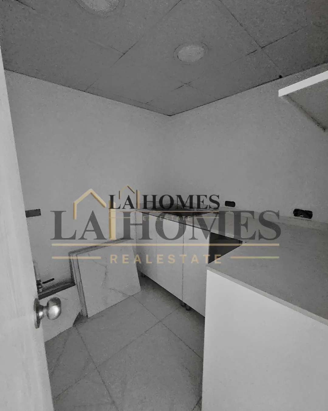 Clinic for rent in Hamra