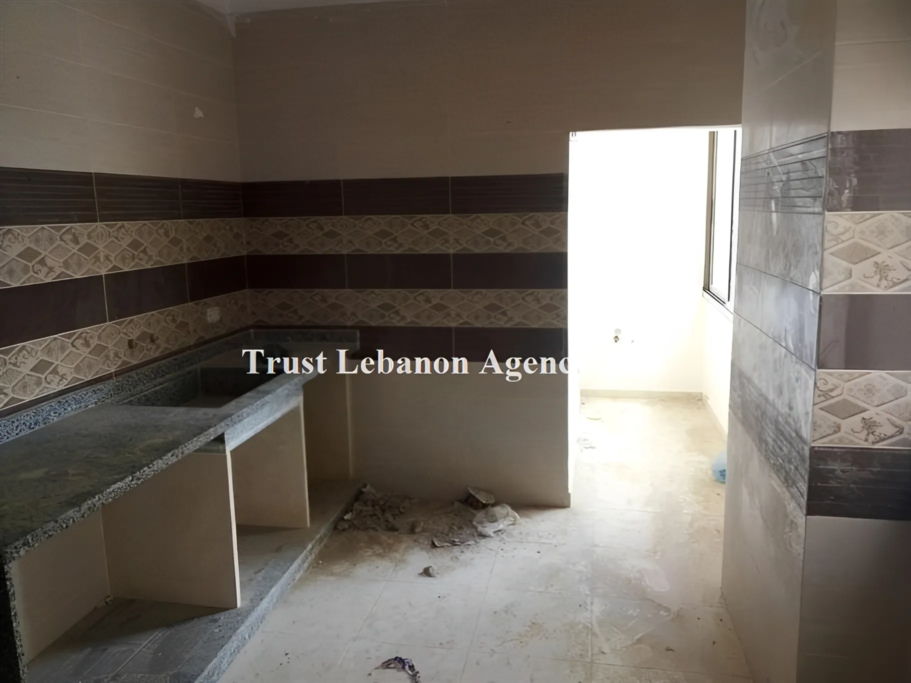 Apartment for Sale in Choueifat, Al Aamroussieh