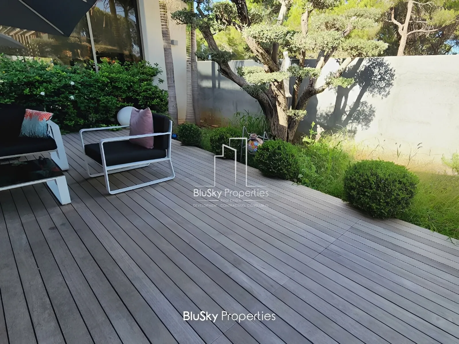 Duplex for Sale in Ain Saade - 4 bed, 4 bath