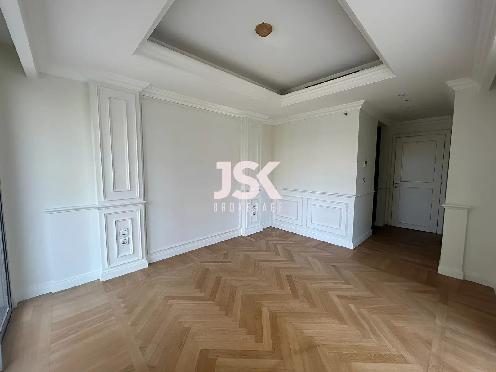 Apartment for Sale in Downtown