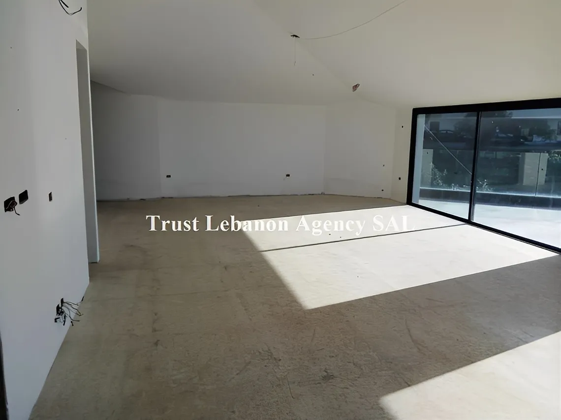 Apartment for Sale in Alay khaldeh Lebanon - 4 bed, 7 bath