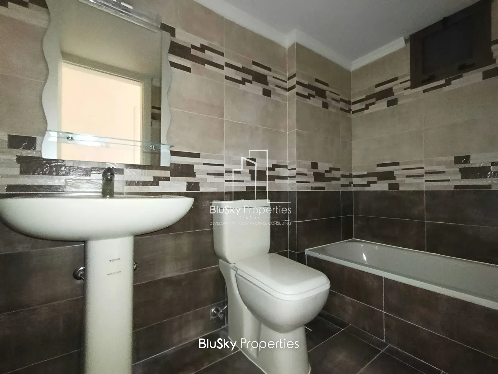 Apartment for Sale in Safra