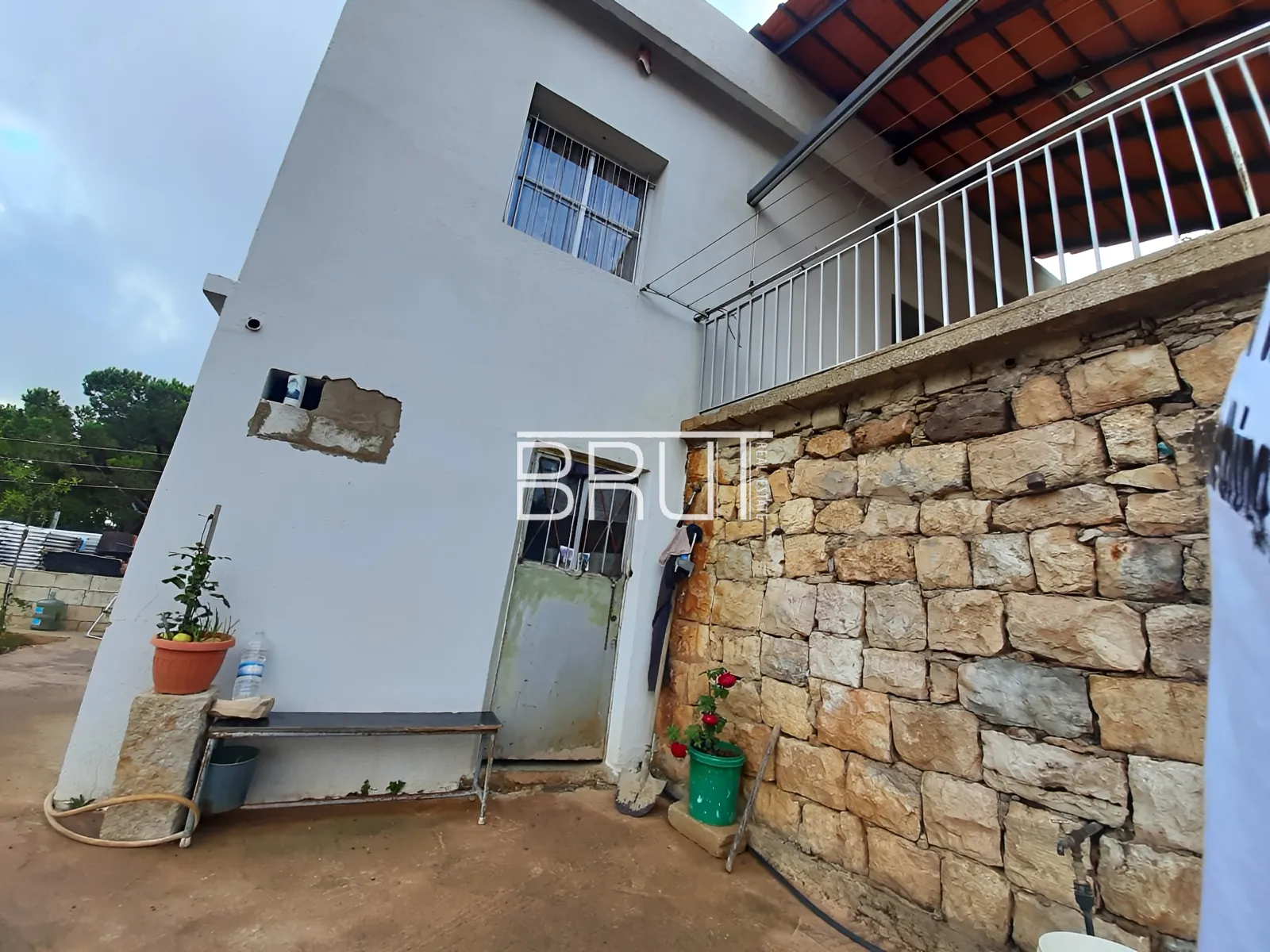 Land for Sale in Kfardebian