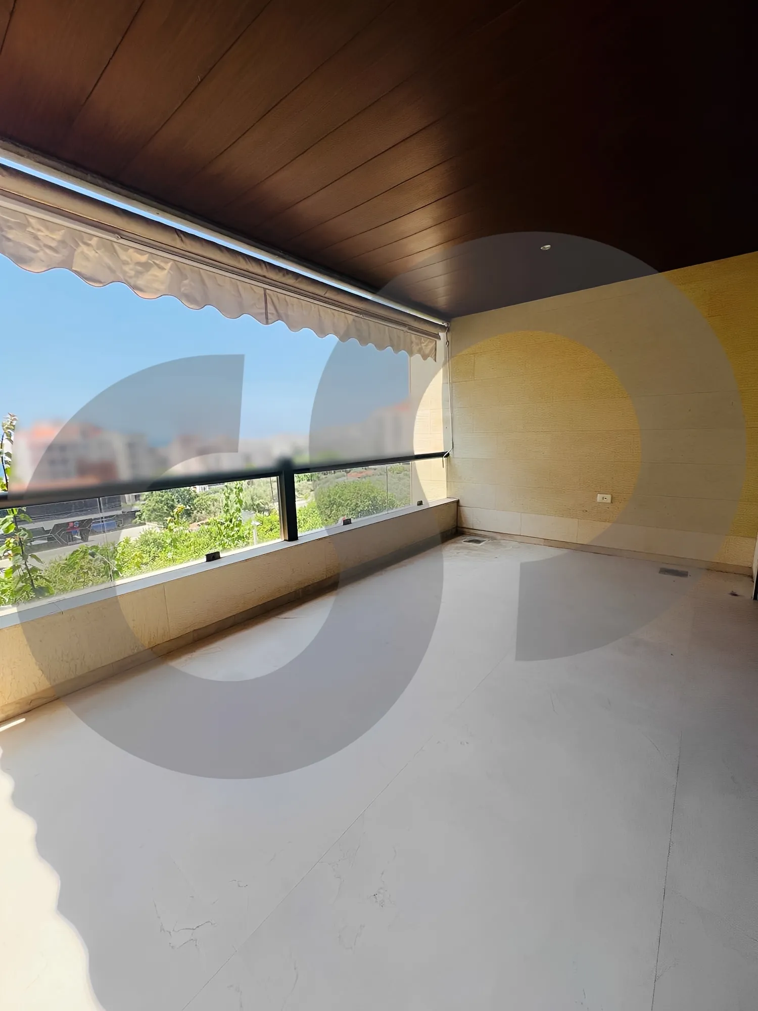 Building for Rent in Sahel Aalma