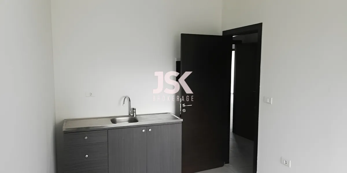 Office for sale in Sin El Fil