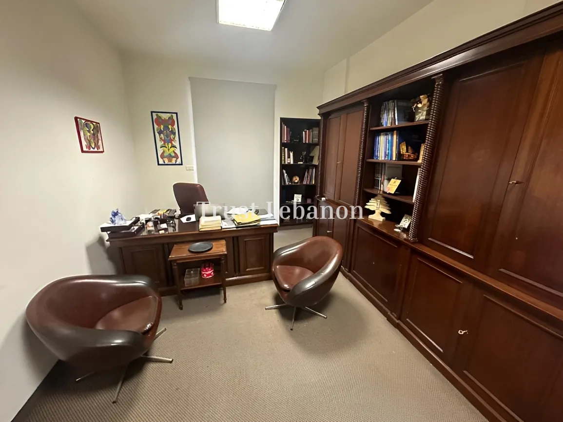 Office for rent in Adliyeh, Beirut, Lebanon