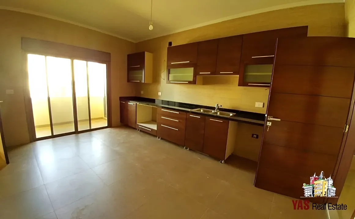 Apartment for Sale in Ballouneh