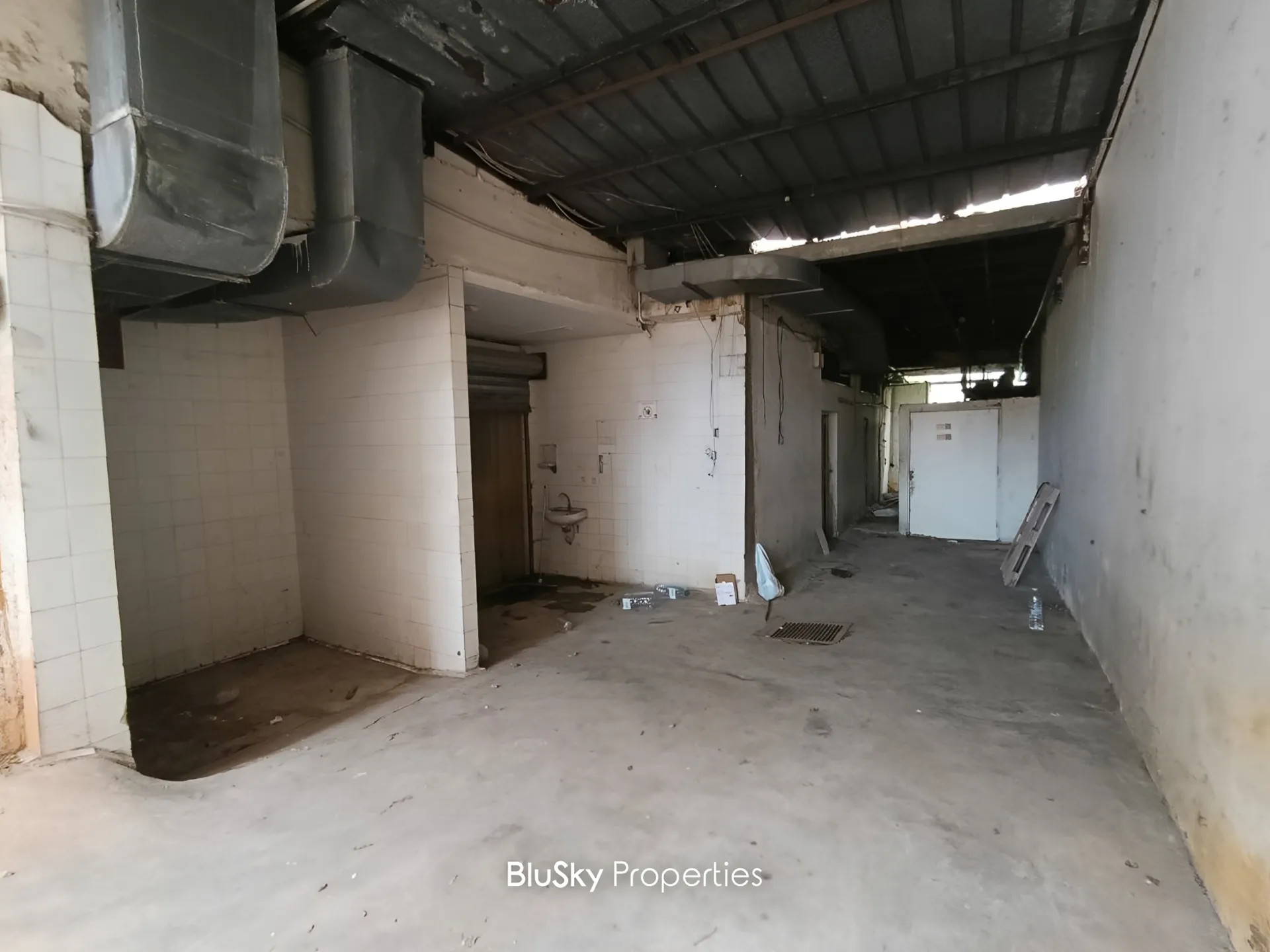 Warehouse for sale in Jbeil, lebanon