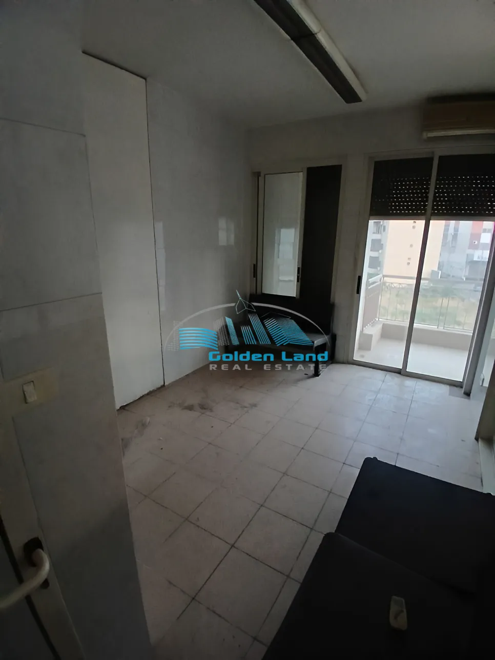 Office for Rent in Sin El Fil