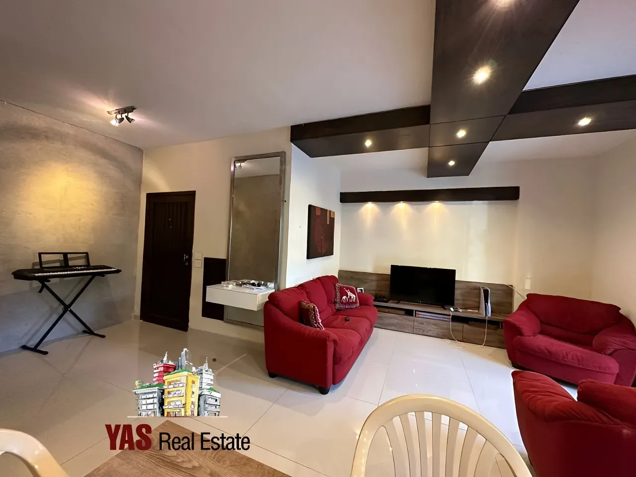 Apartment for Sale in Ballouneh - 2 bed, 2 bath