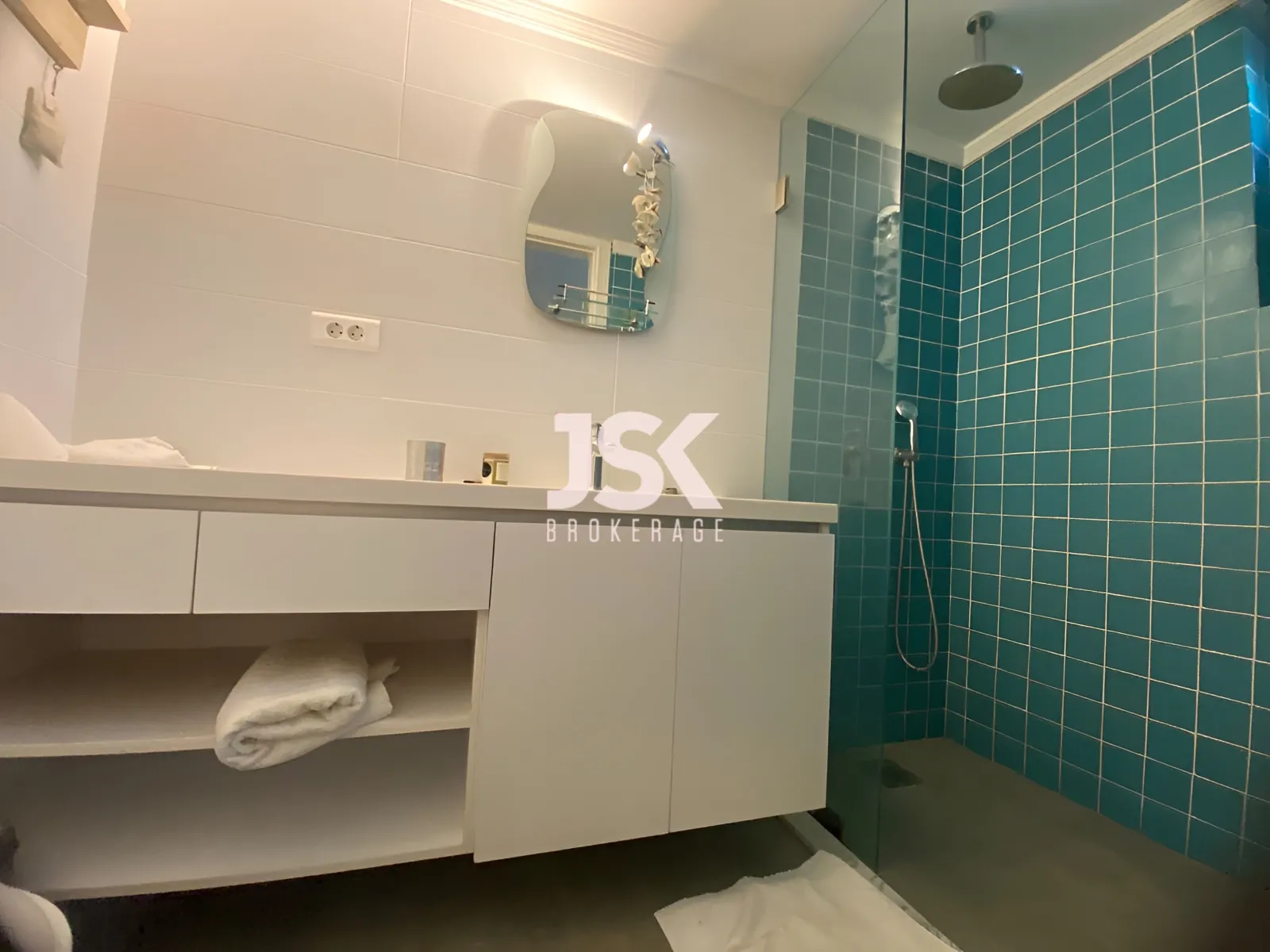 Apartment for Rent in Batroun