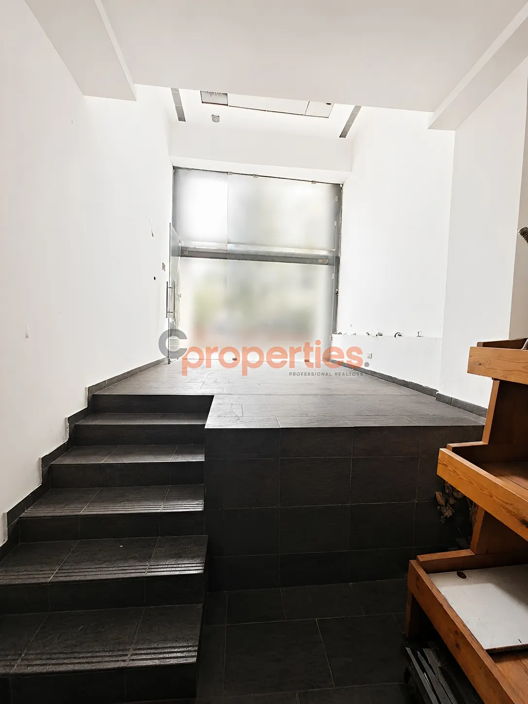 Warehouse for Sale in Achrafieh