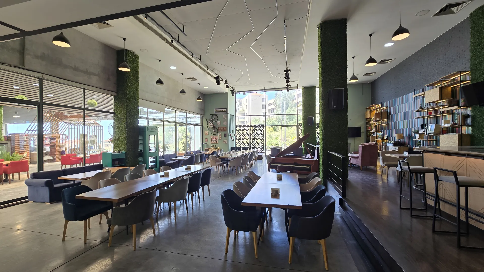 Restaurant for rent in Kfar Hbab