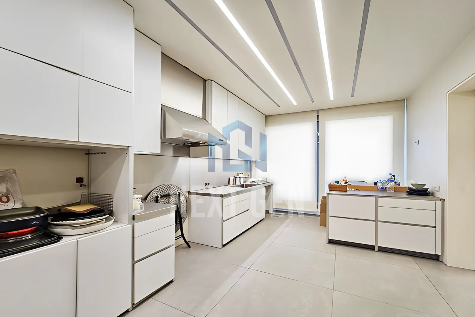 Apartment for Rent in Ras Beirut - 2 bed, 4 bath