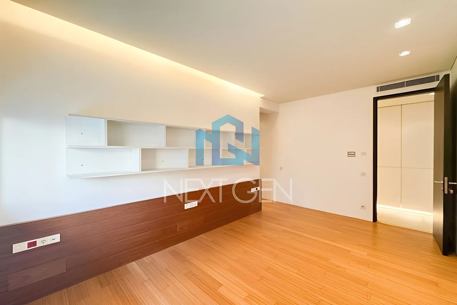 Apartment for Sale in Saifi Village