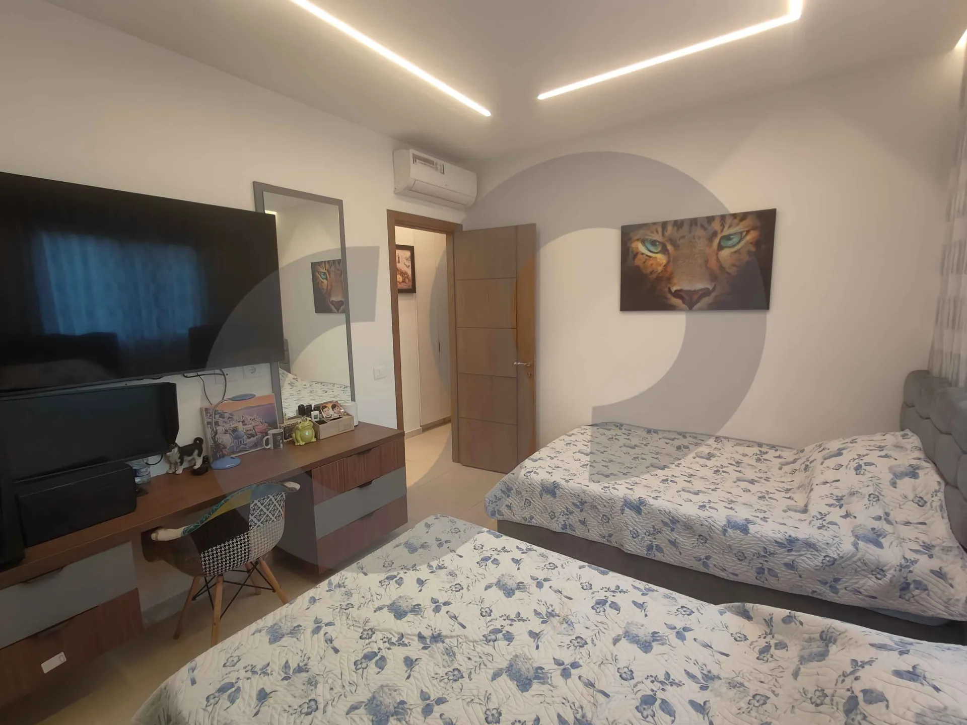Apartment for Sale in Forn El Chebbak