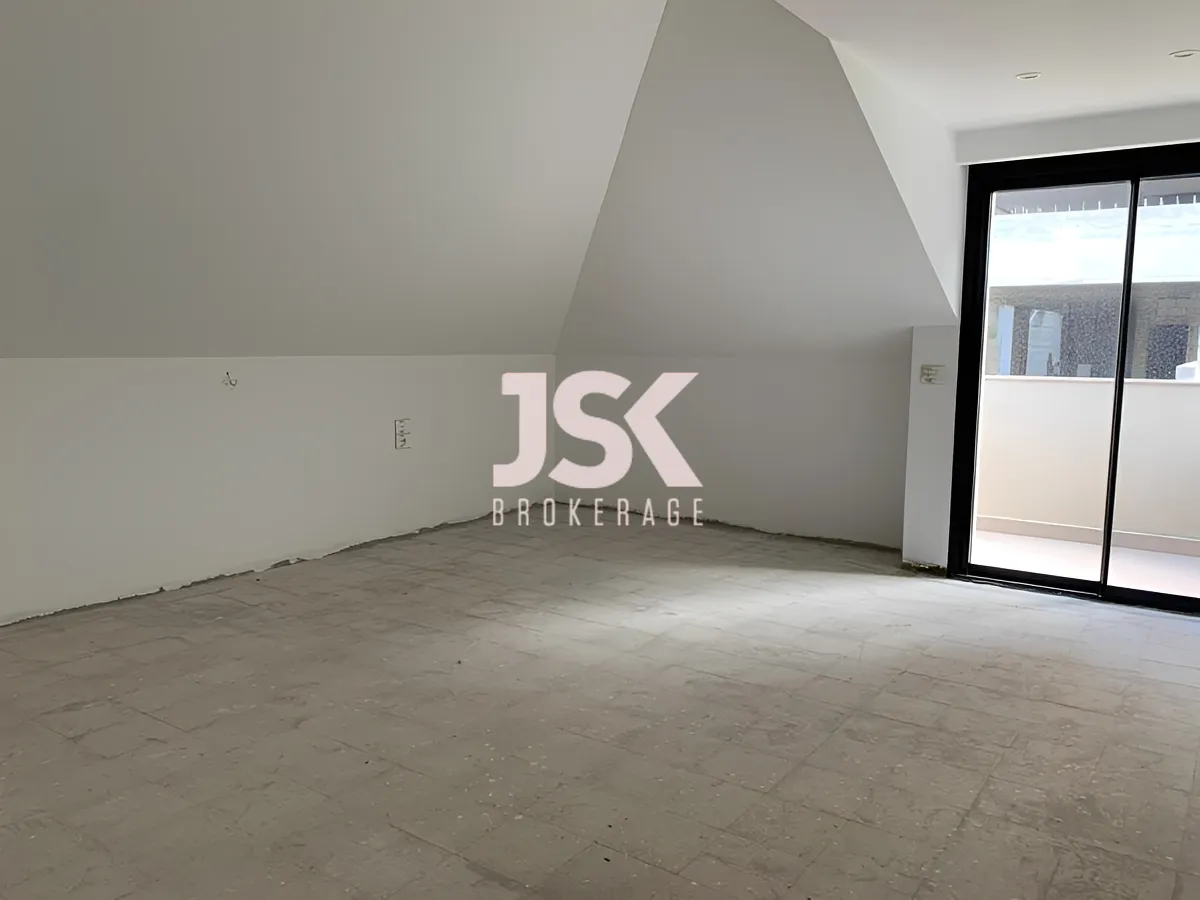 Apartment for Sale in Montiverdi, Lebanon - 4 bed, 6 bath