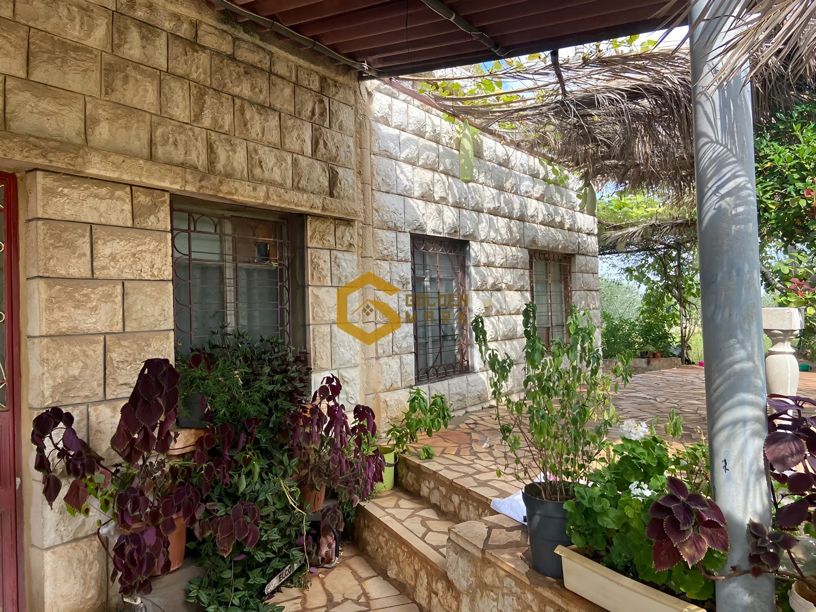 Villa for Sale in Deir Billa