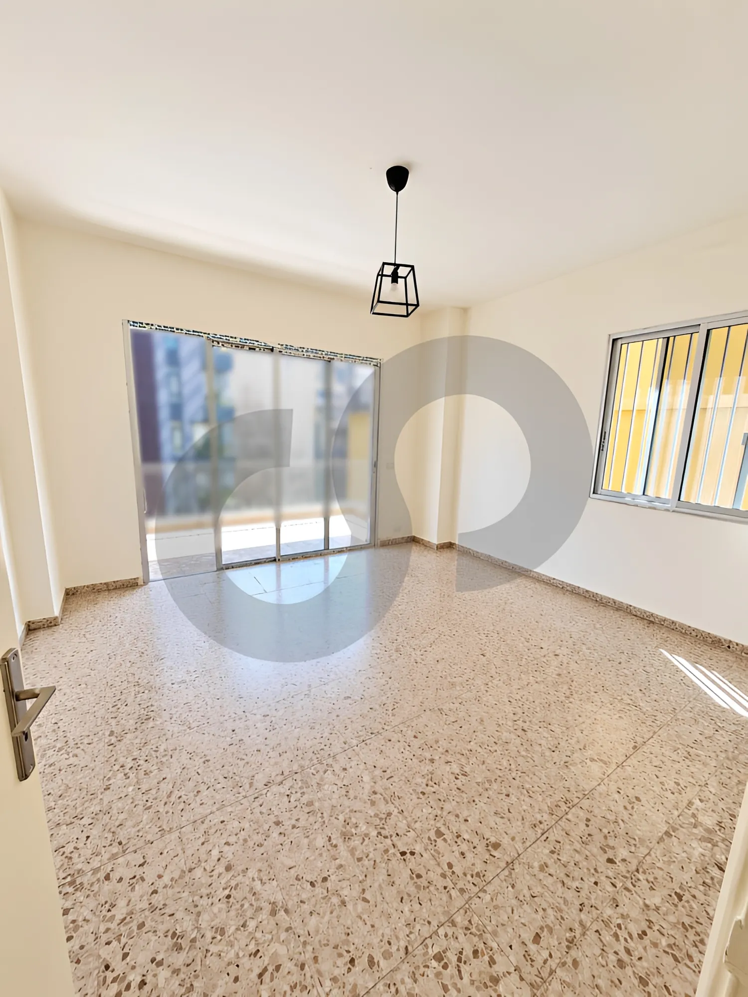Apartment for Rent in Ras