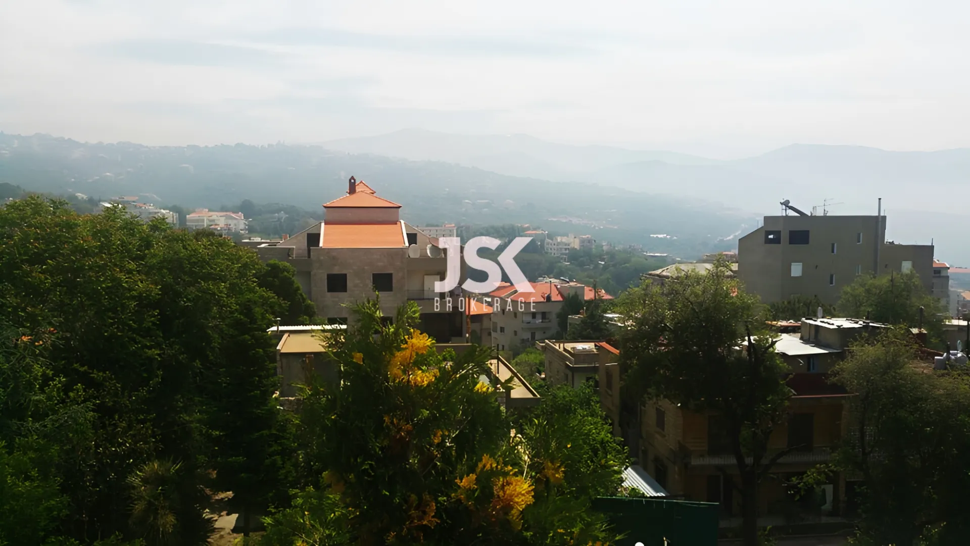 Villa for Sale in Ajaltoun