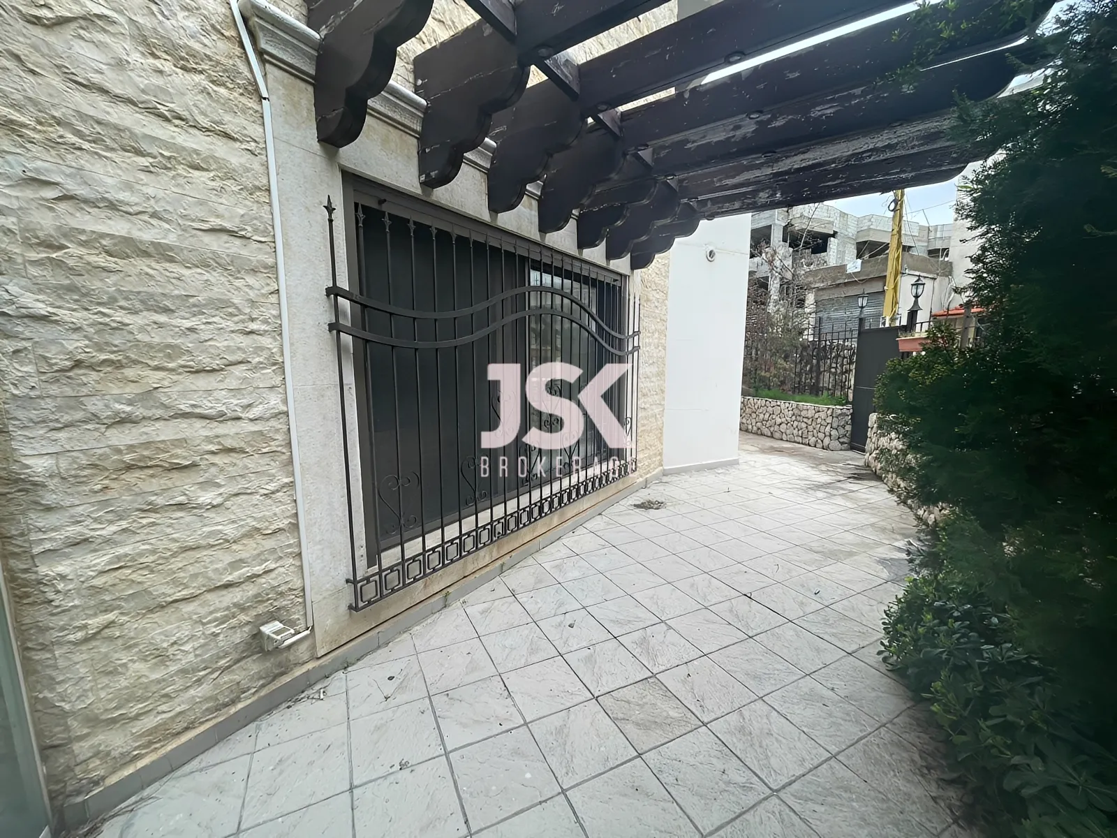 Apartment for Rent in Beit Meri