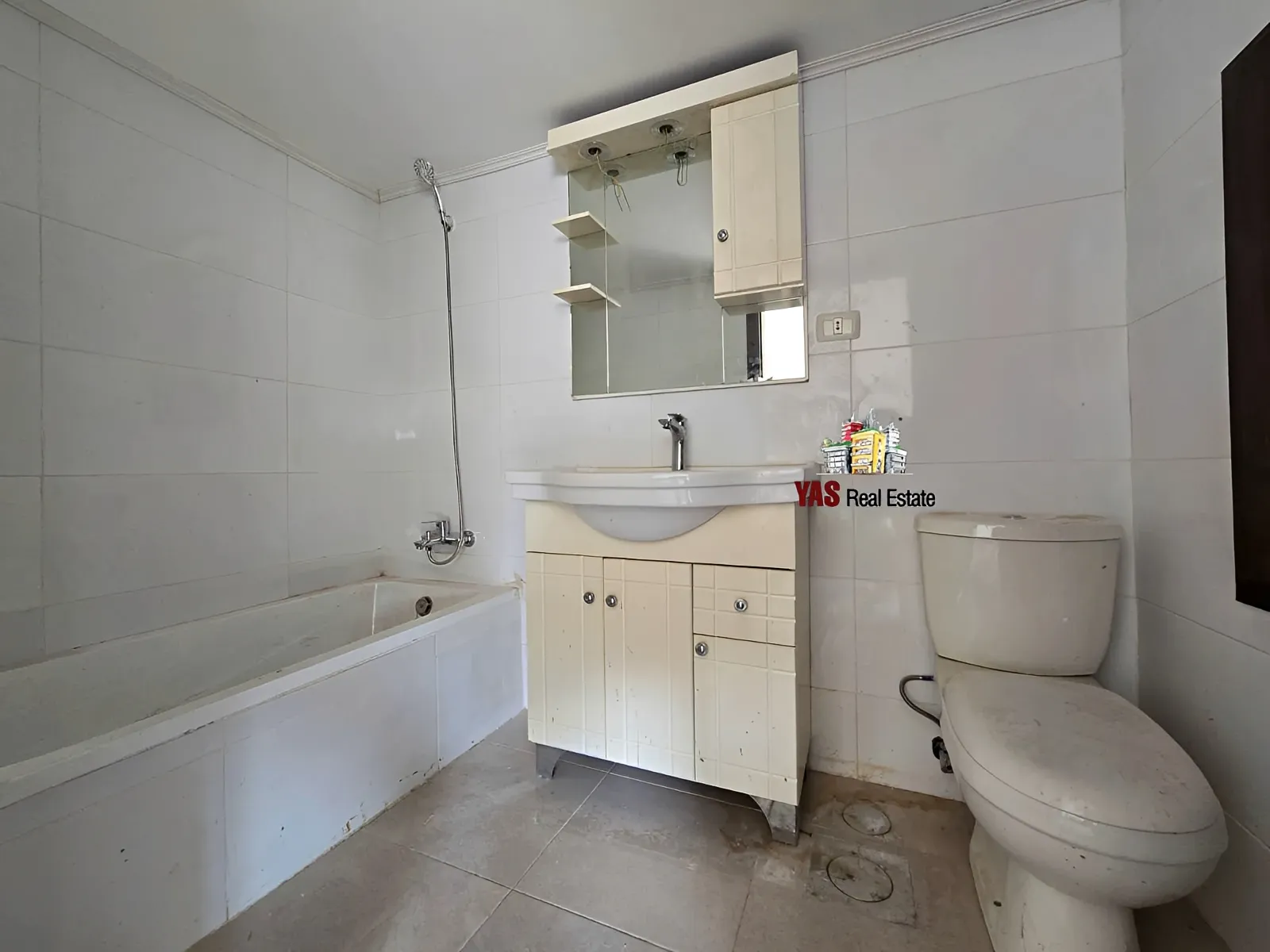 Apartment for Sale in Ajaltoun