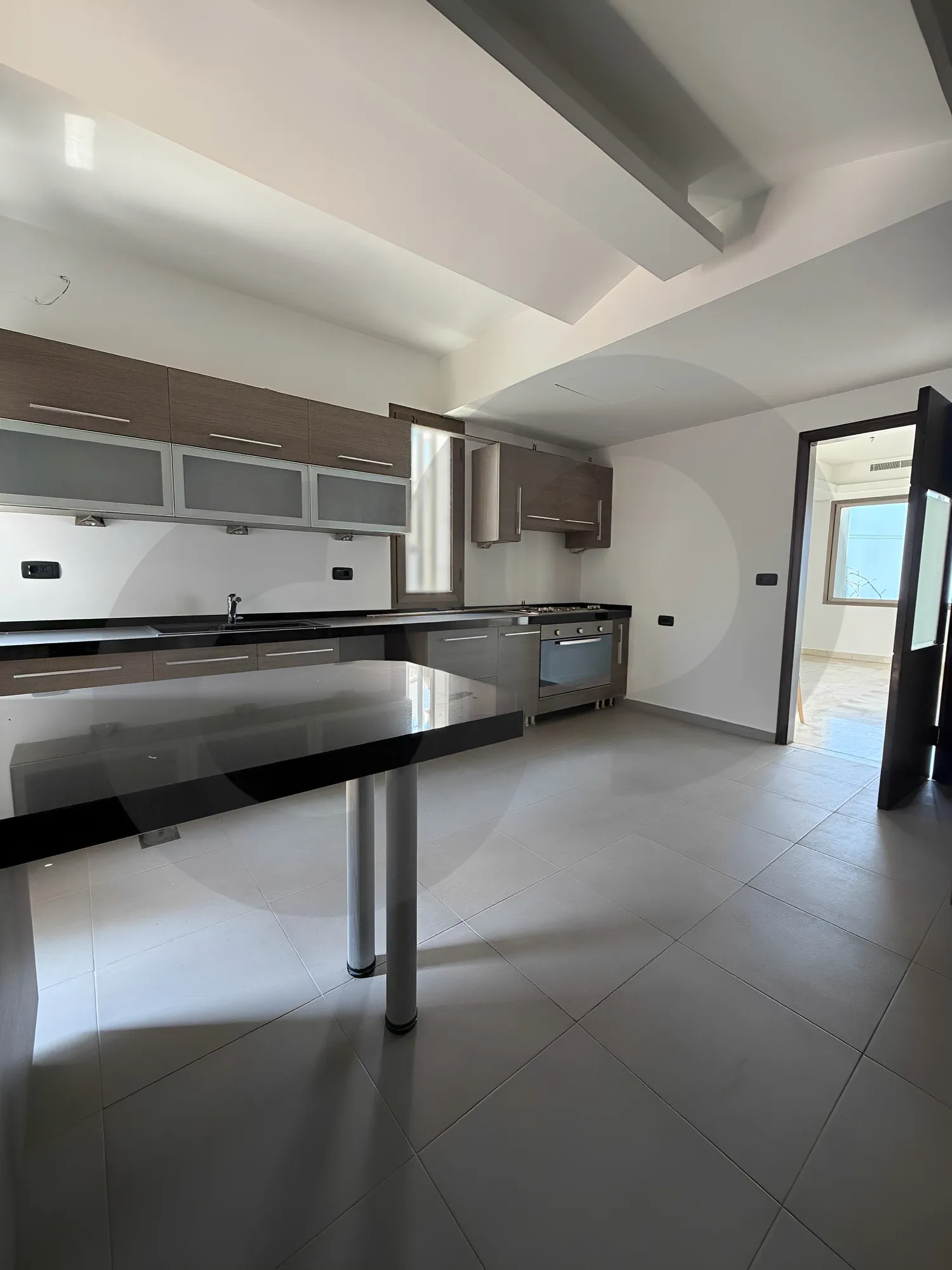 Building for Rent in Beit El Chaar
