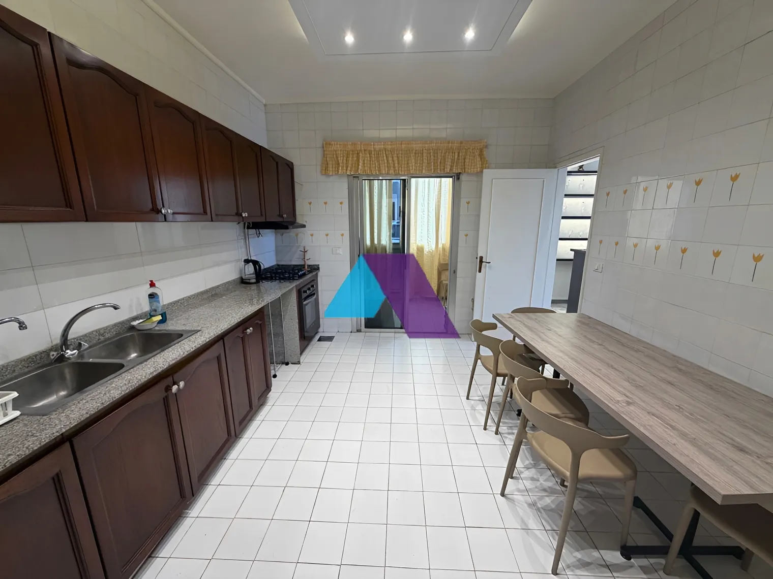 Apartment for sale in Haret Sakher