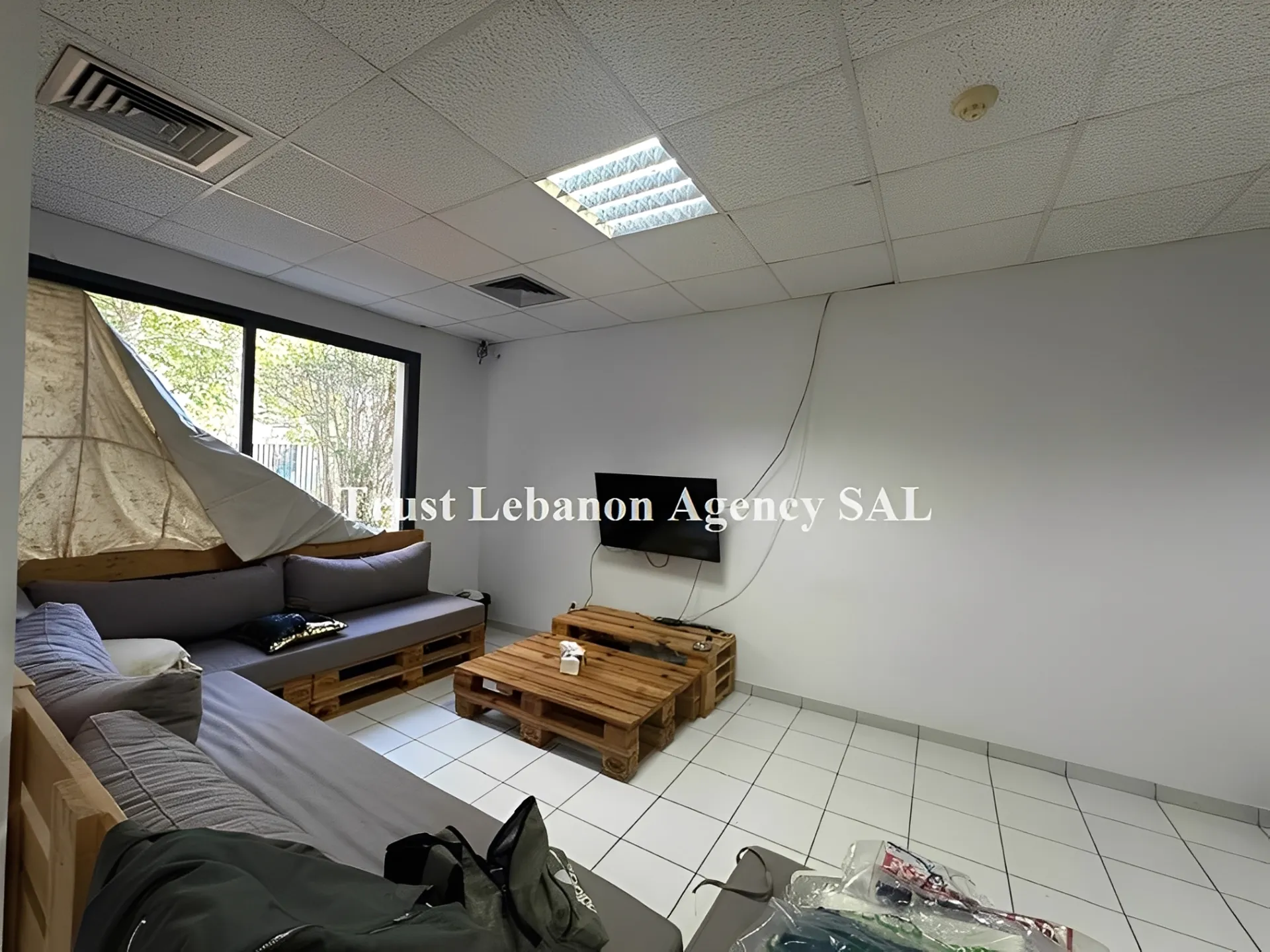 Office for rent in Metn, Beit El Chaar