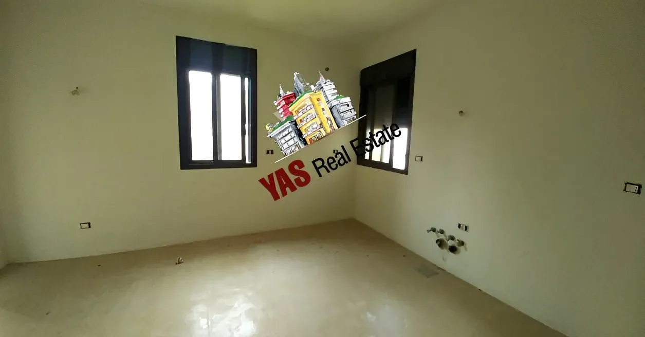 Apartment for Sale in Ballouneh
