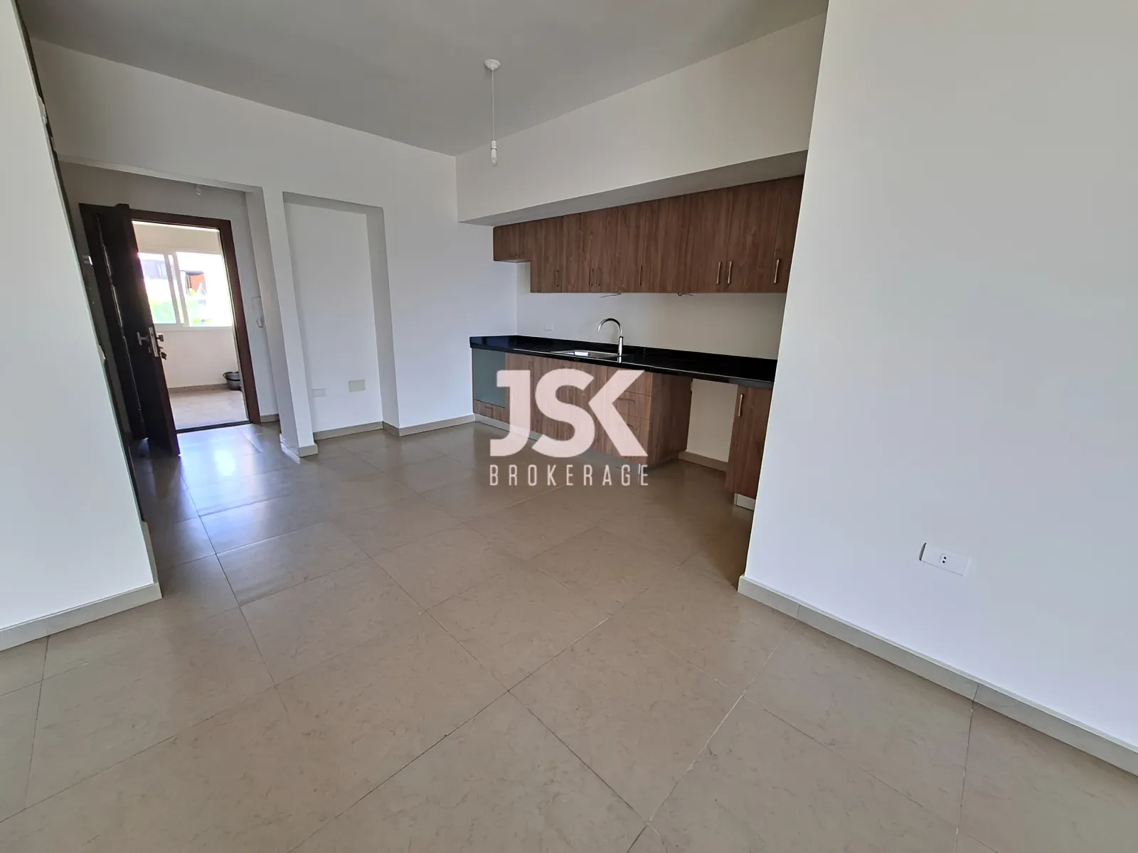 Duplex for Sale in Nahr Ibrahim - 3 bed, 2 bath