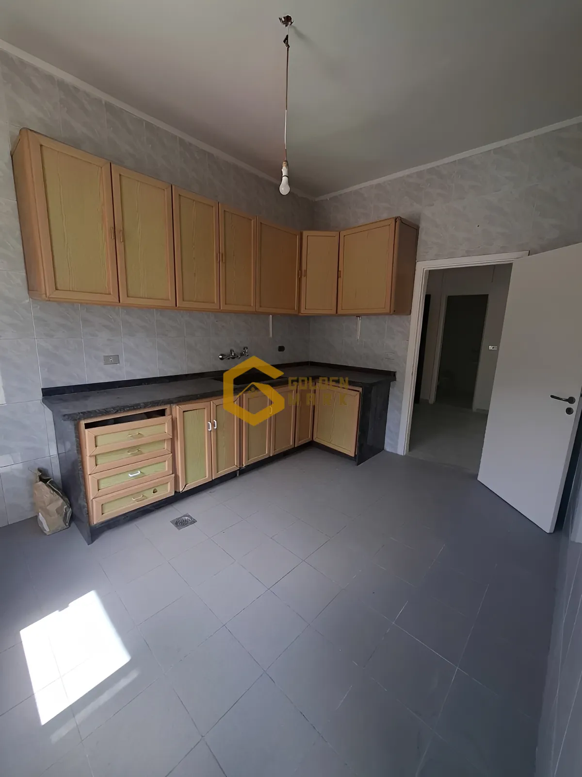 Apartment for Sale in Safra