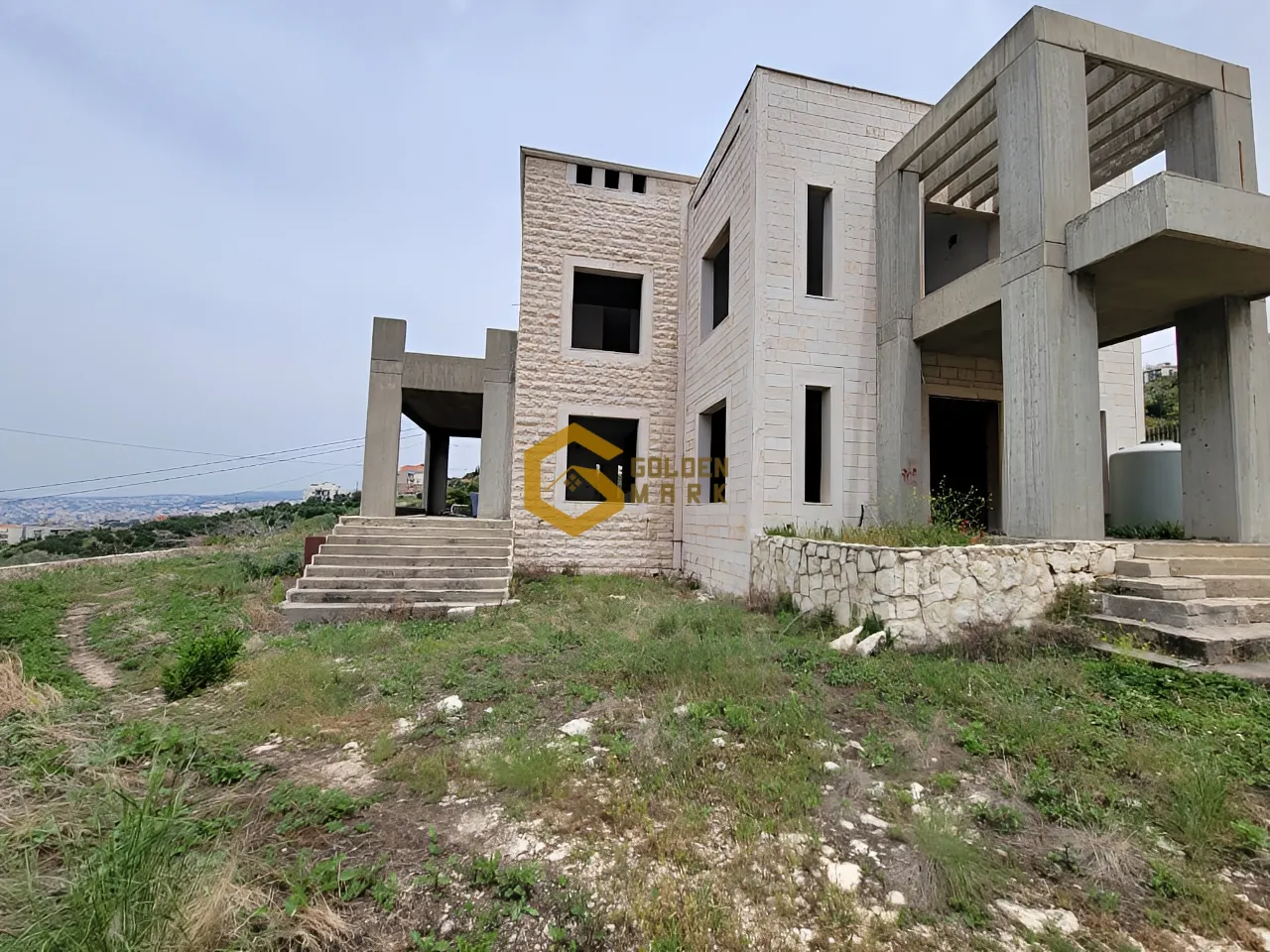 Villa for Sale in Halat - 3 bed, 5 bath