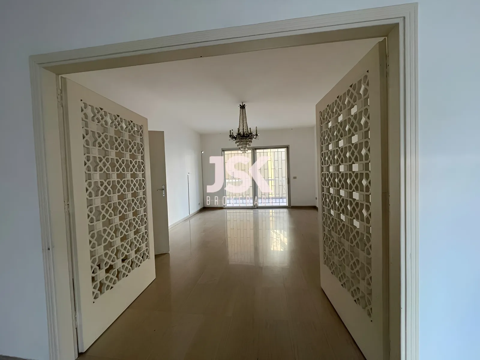 Apartment for Rent in Ras Beirut