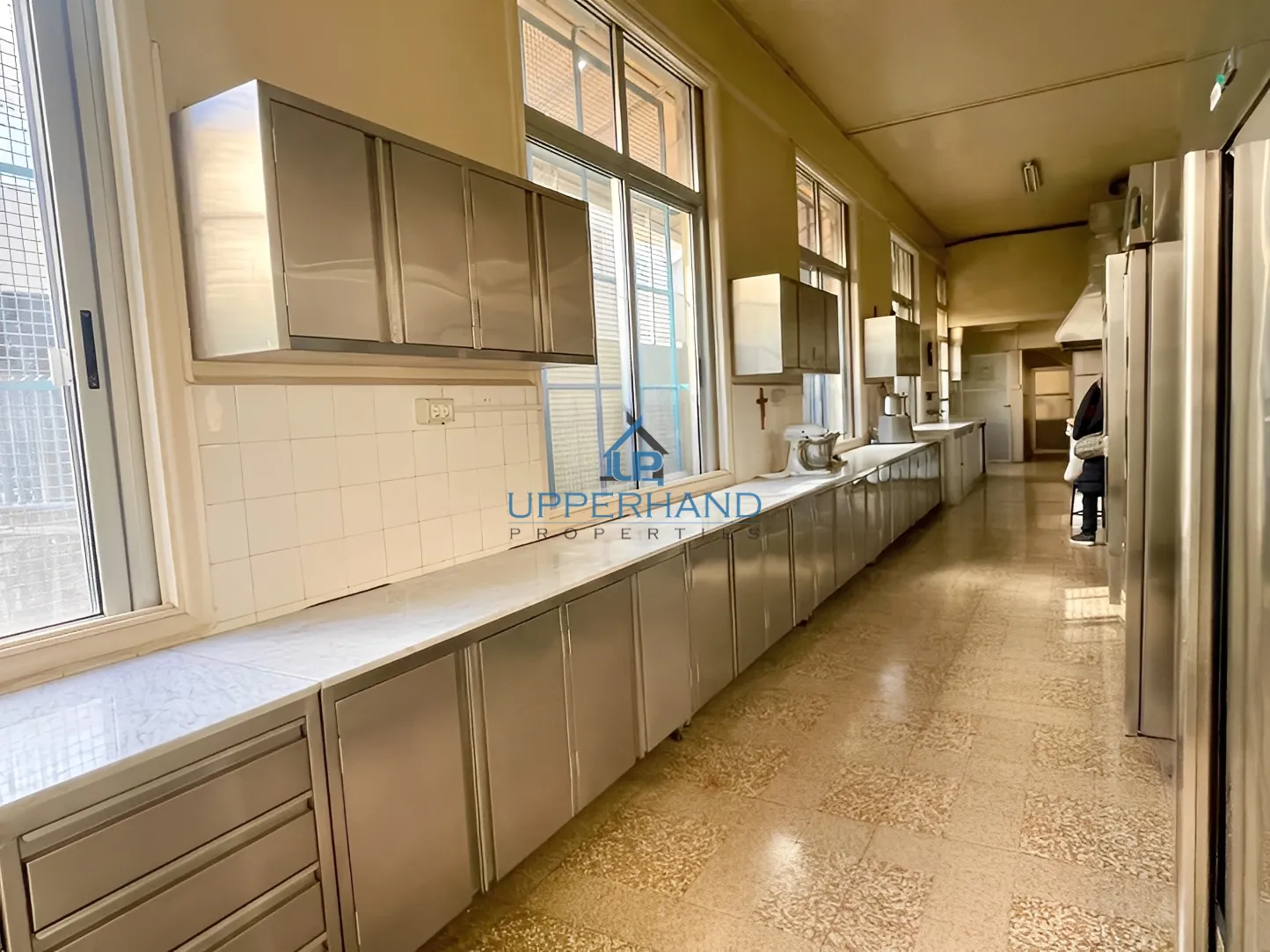 Industrial Unit for Rent in Sassine, Bayrut, Lebanon
